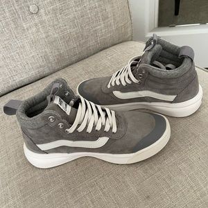 Vans ultra range exos